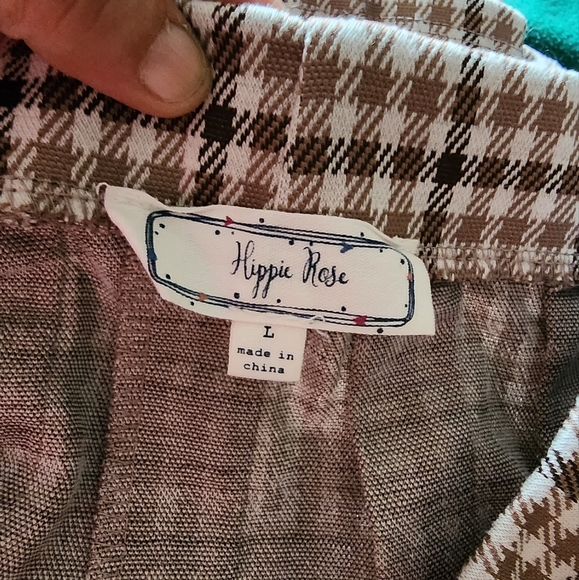Hippie Rose Juniors Plaid and Pleated  Elastic Waist Short Skirt. Size L Used - Picture 3 of 3